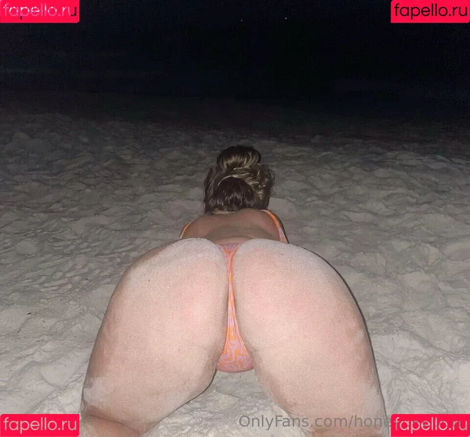 honeyybeebby Onlyfans Photo Gallery 