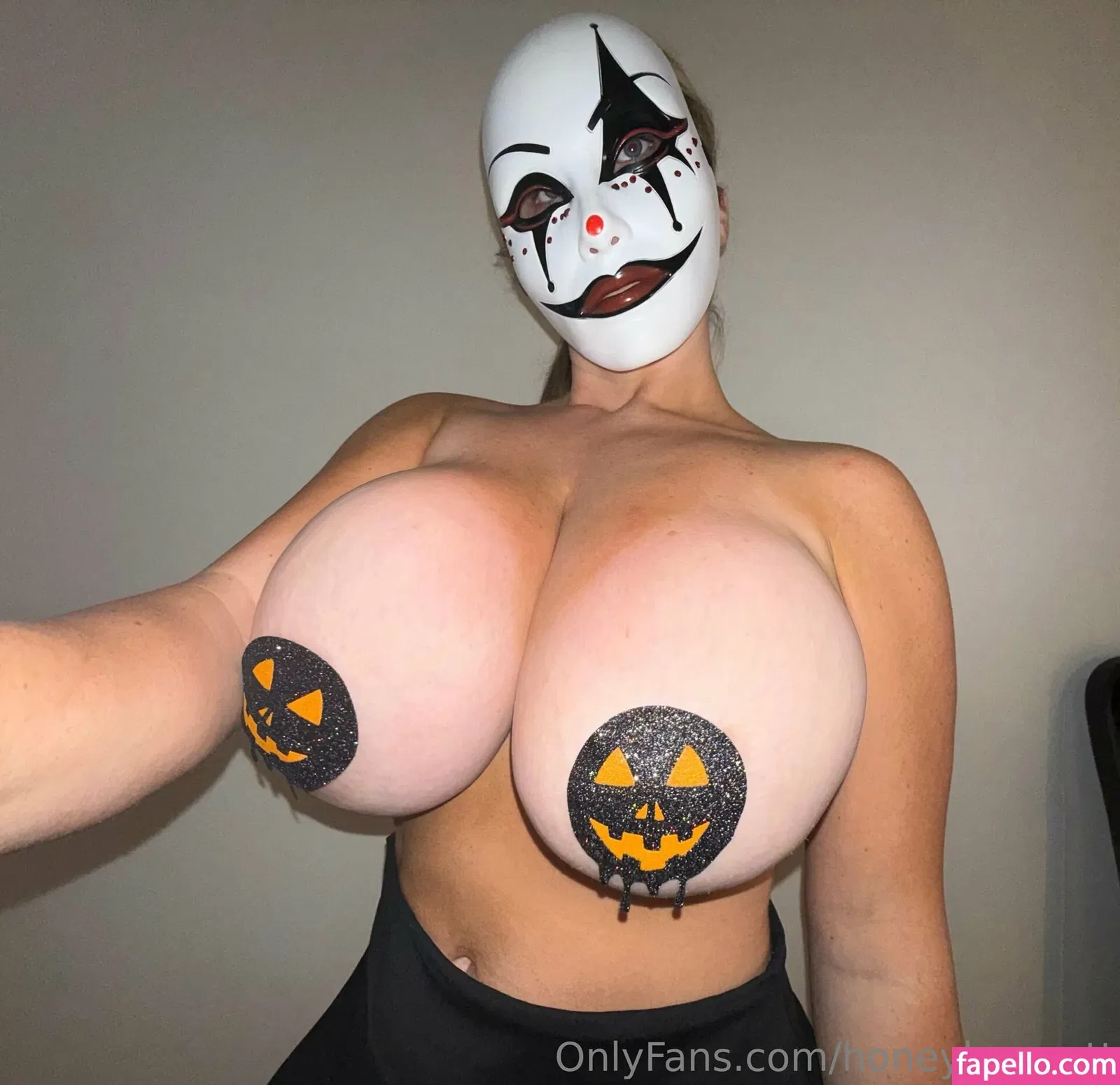 honeyybeebby Onlyfans Photo Gallery 