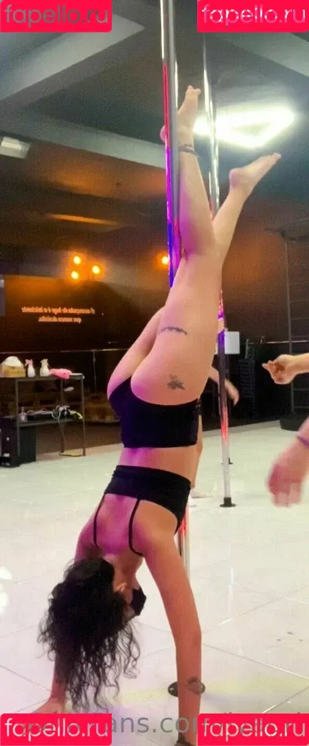 Electrahearth Onlyfans Photo Gallery 