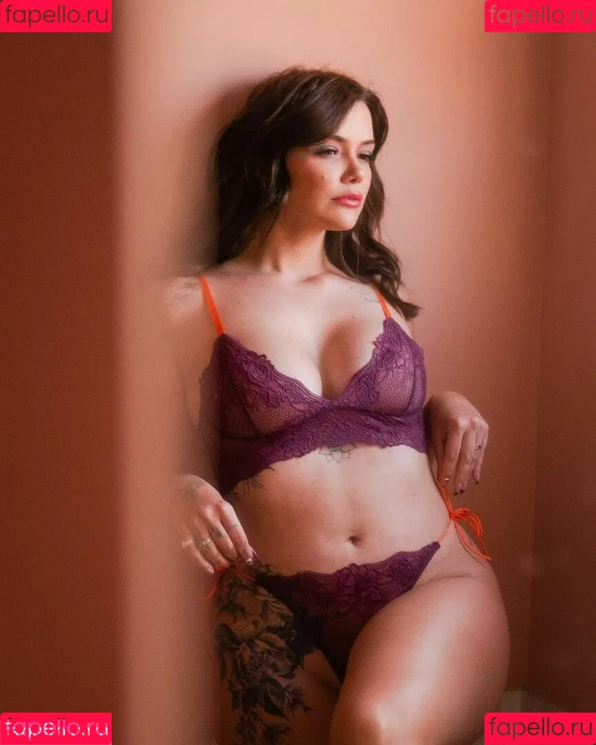 Marcela McGowan Onlyfans Photo Gallery 