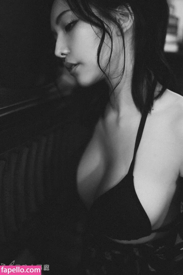 morgul_zuyu Onlyfans Photo Gallery 