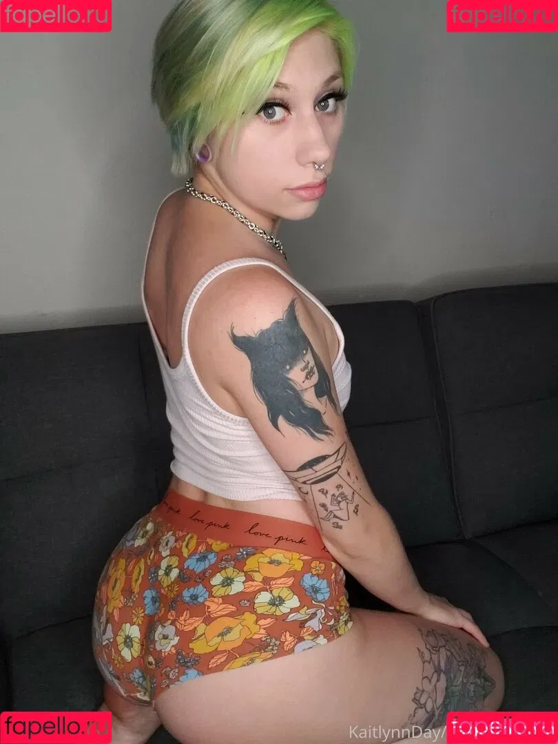 moonbabyfuxk Onlyfans Photo Gallery 