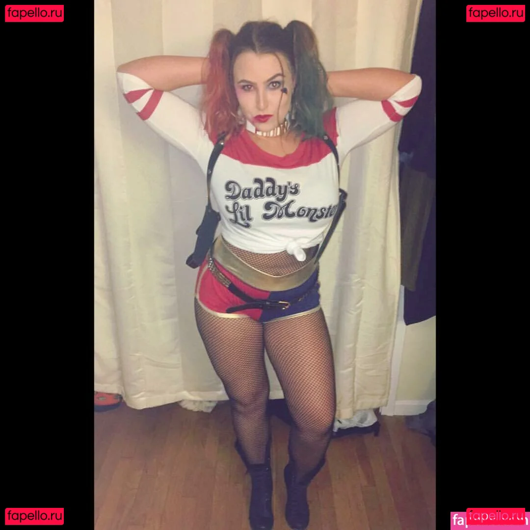 Lizzy Maguire Onlyfans Photo Gallery 