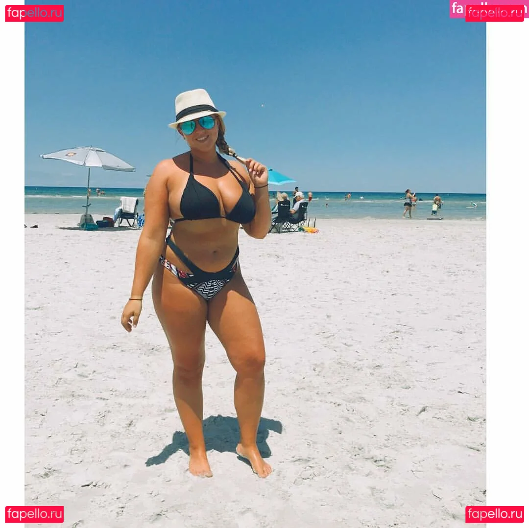 Lizzy Maguire Onlyfans Photo Gallery 