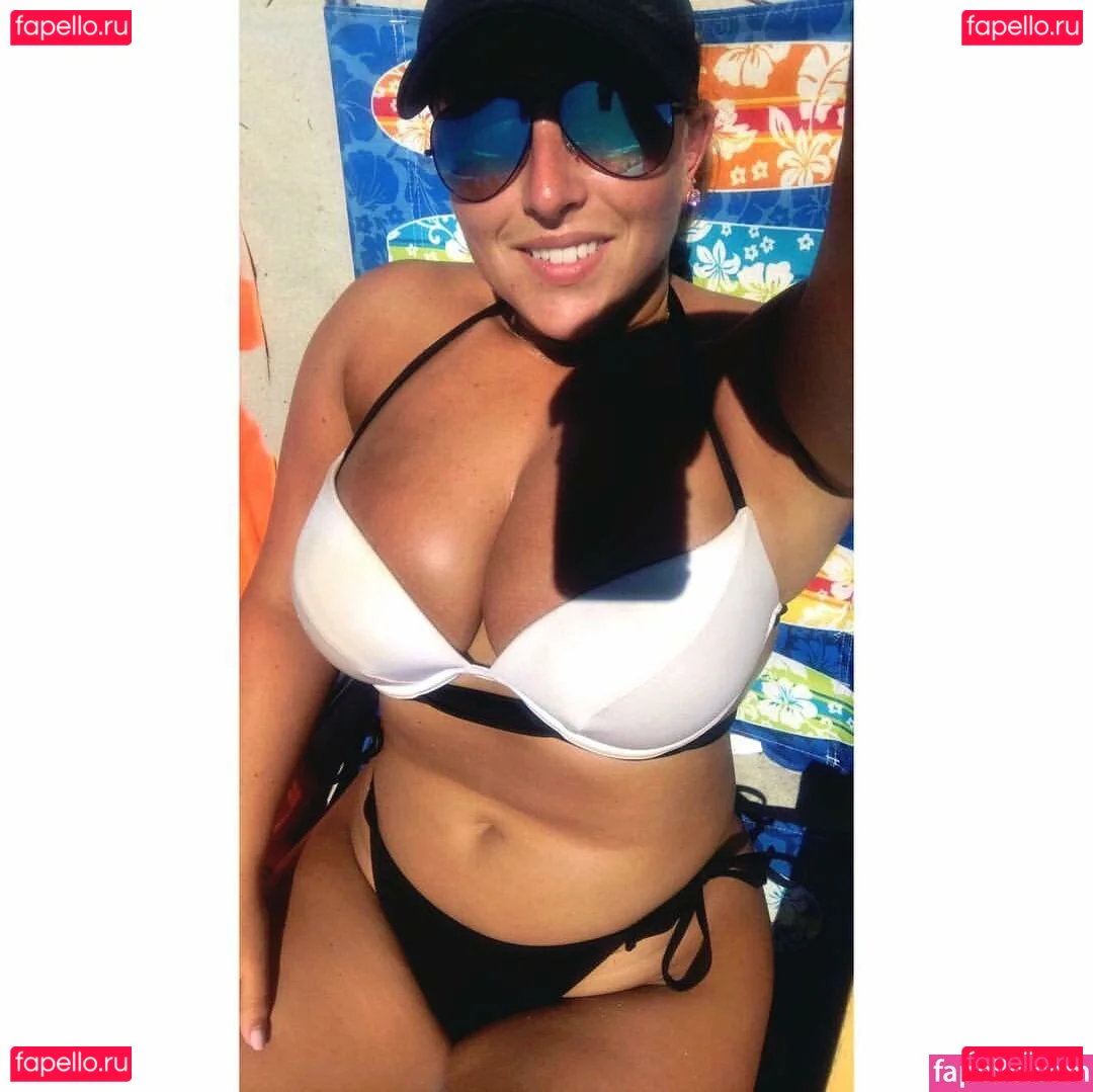 Lizzy Maguire Onlyfans Photo Gallery 