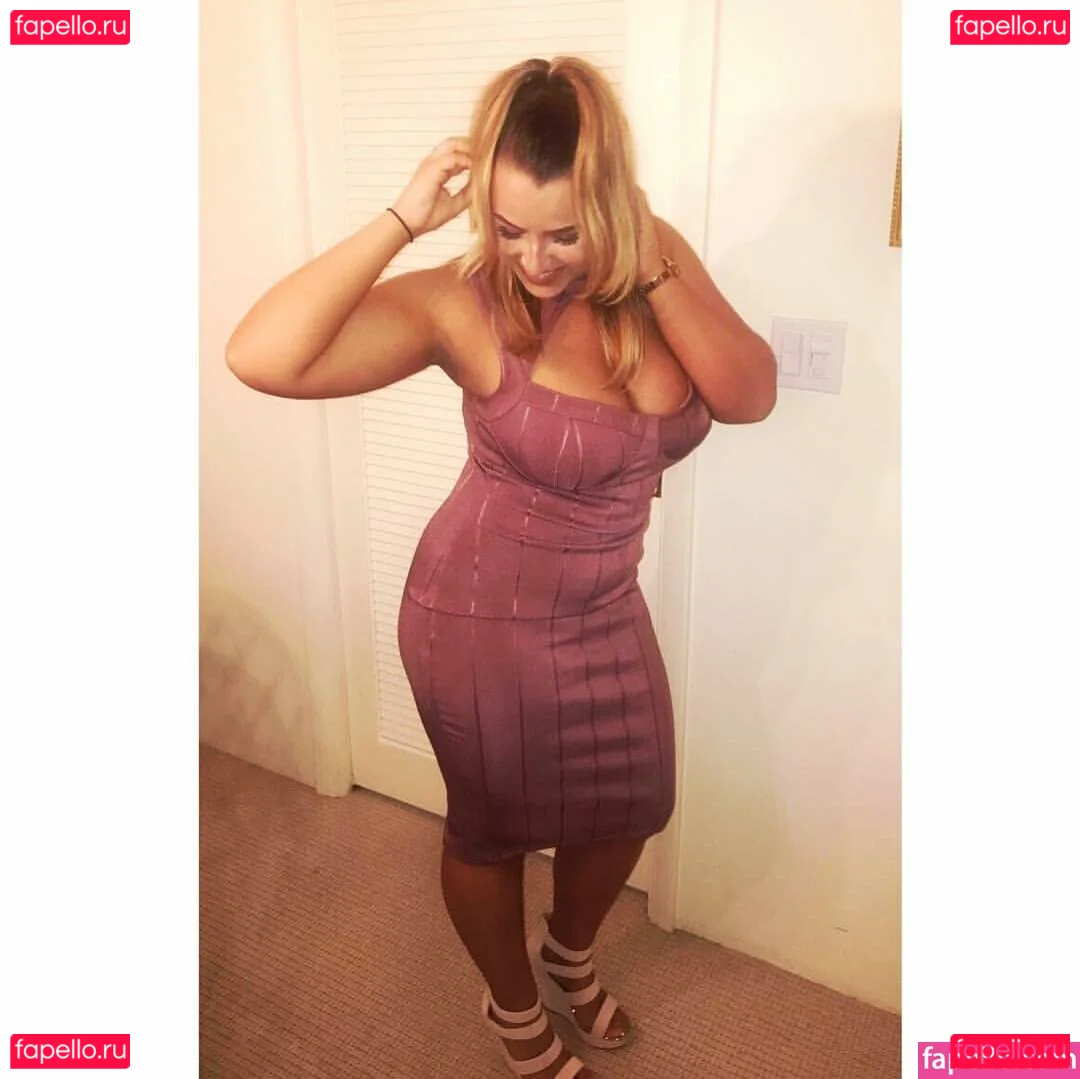 Lizzy Maguire Onlyfans Photo Gallery 