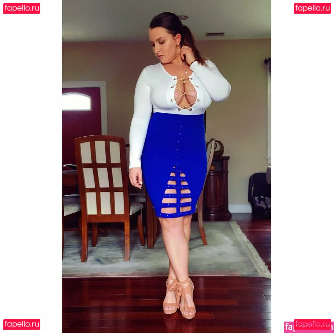 Lizzy Maguire Onlyfans Photo Gallery 