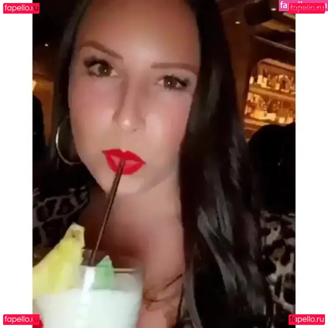 Lizzy Maguire Onlyfans Photo Gallery 