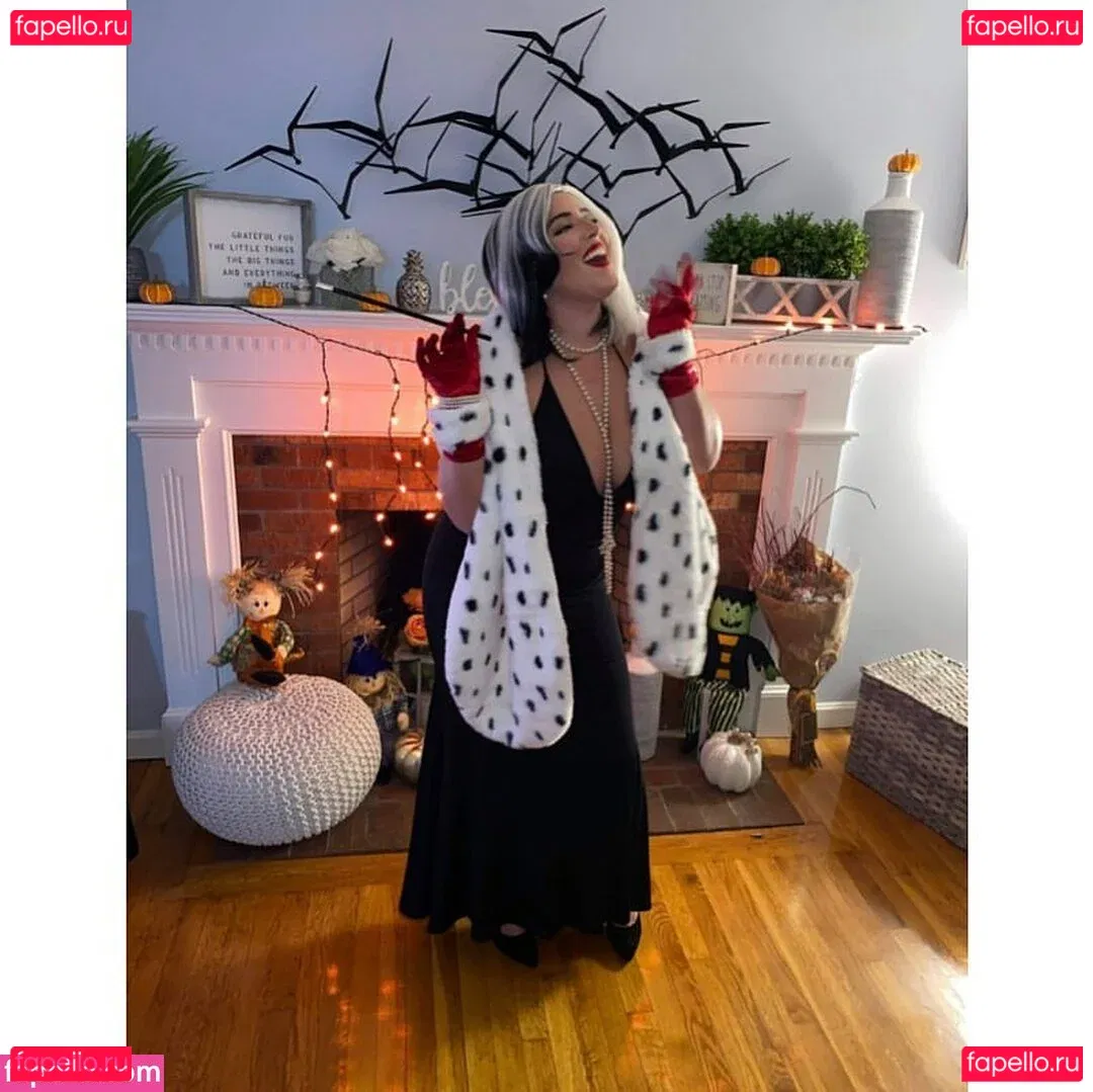 Lizzy Maguire Onlyfans Photo Gallery 