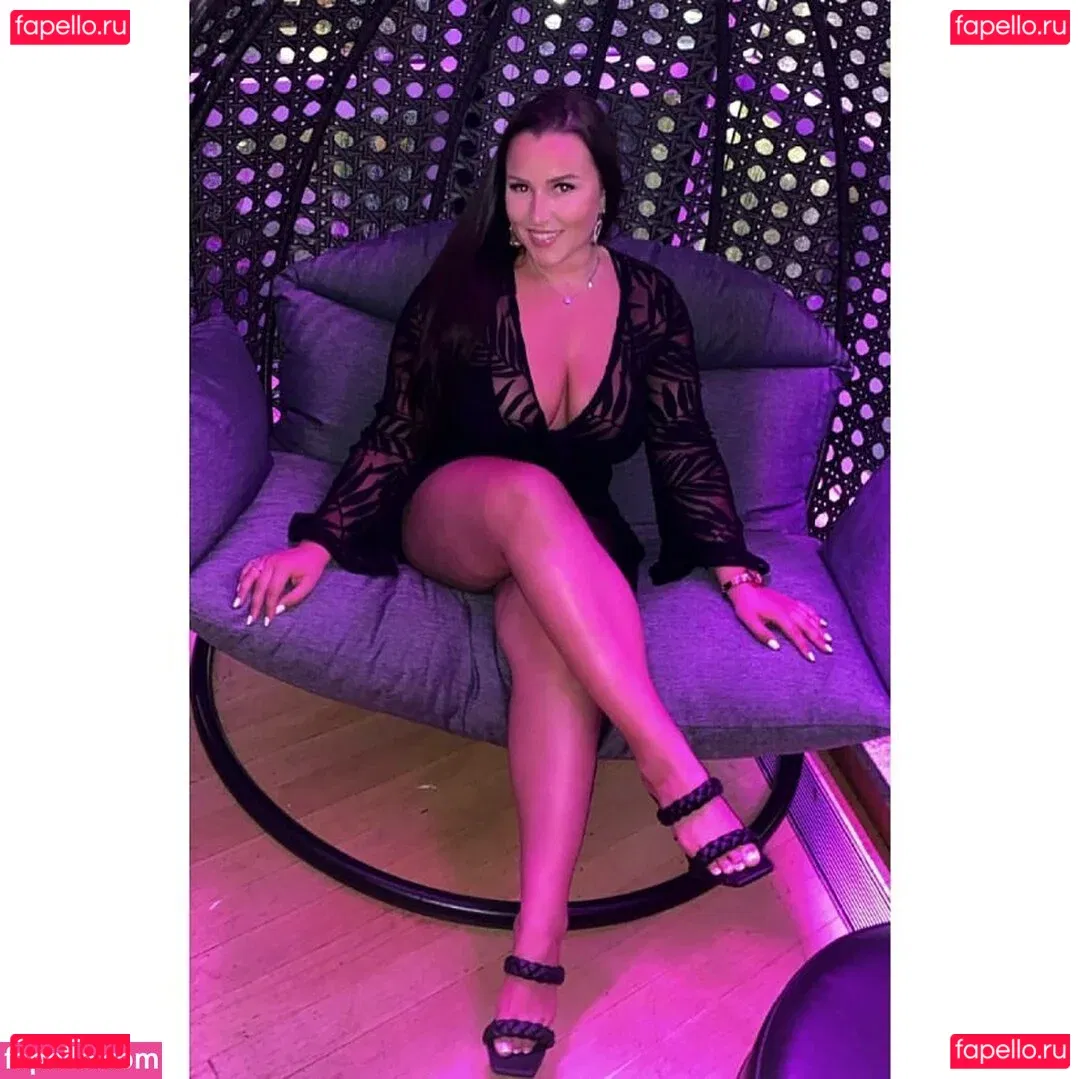 Lizzy Maguire Onlyfans Photo Gallery 