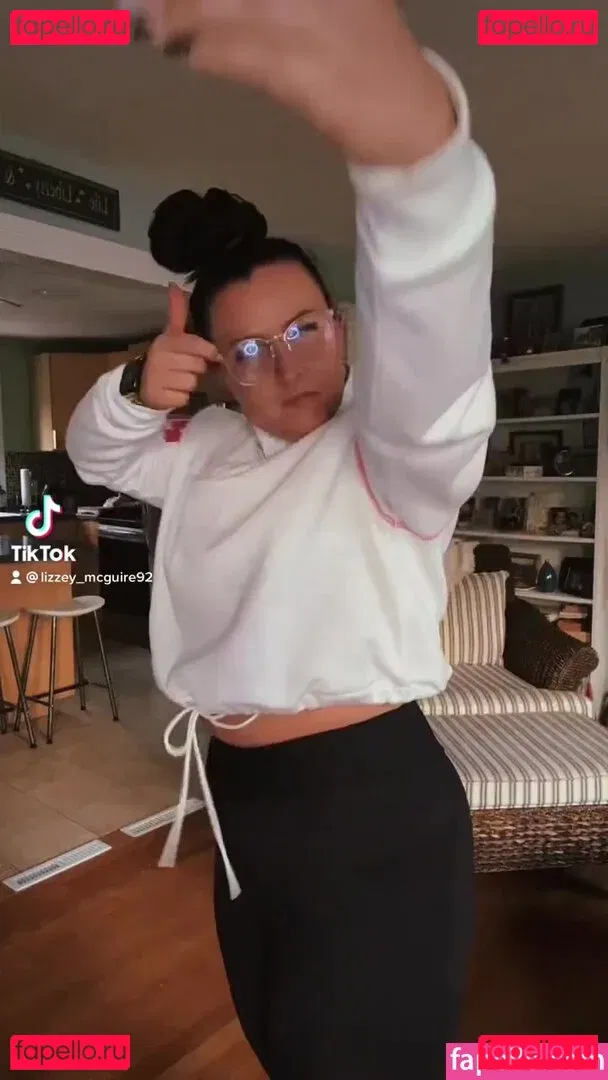 Lizzy Maguire Onlyfans Photo Gallery 