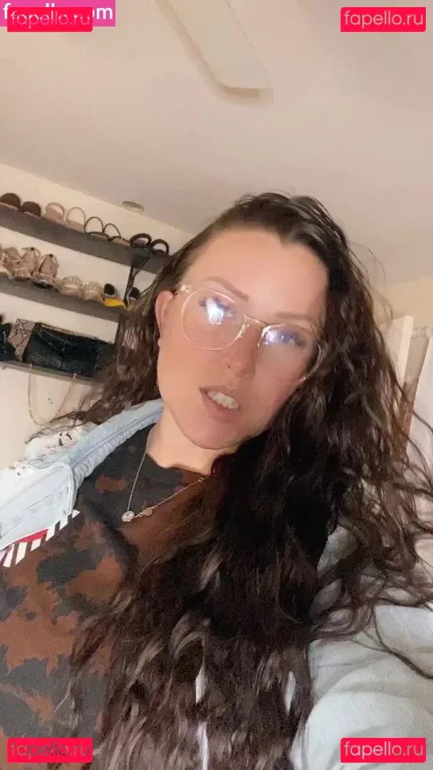 Lizzy Maguire Onlyfans Photo Gallery 