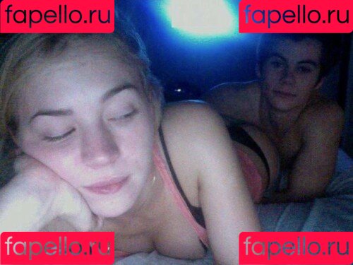 Britt Robertson Onlyfans Photo Gallery 