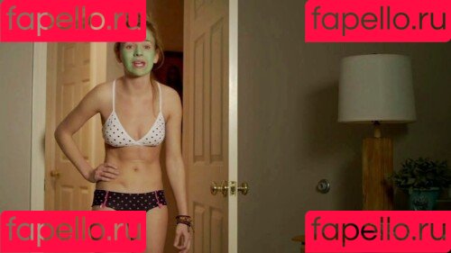 Britt Robertson Onlyfans Photo Gallery 