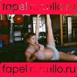 Britt Robertson Onlyfans Photo Gallery 