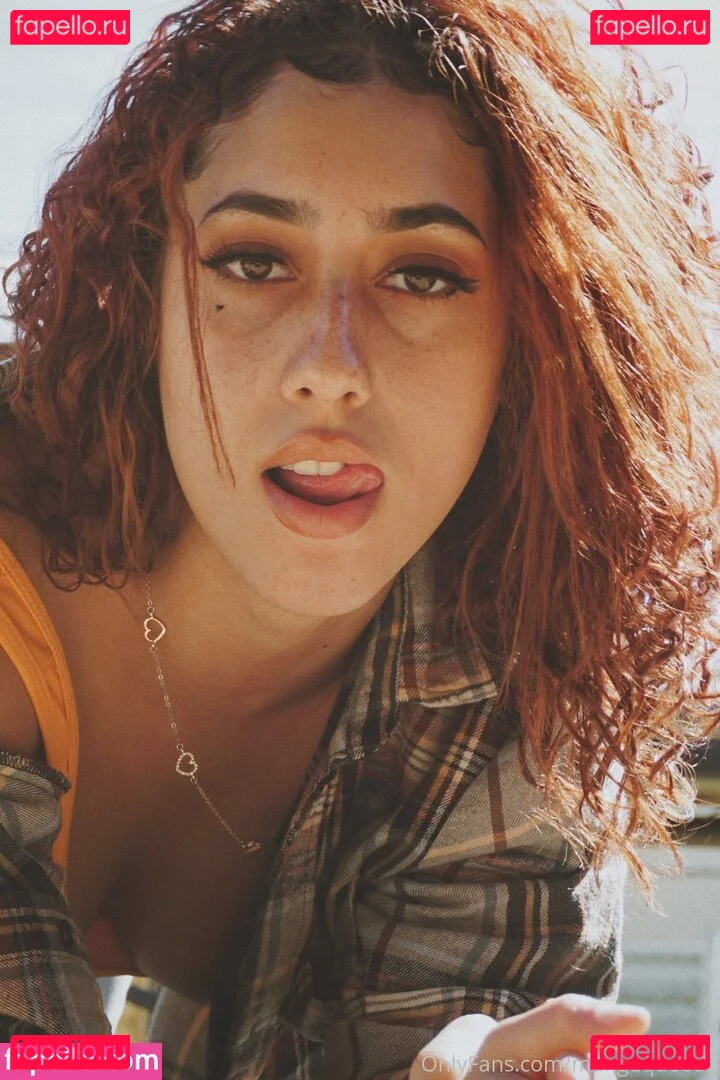 itsmekiraperez Onlyfans Photo Gallery 