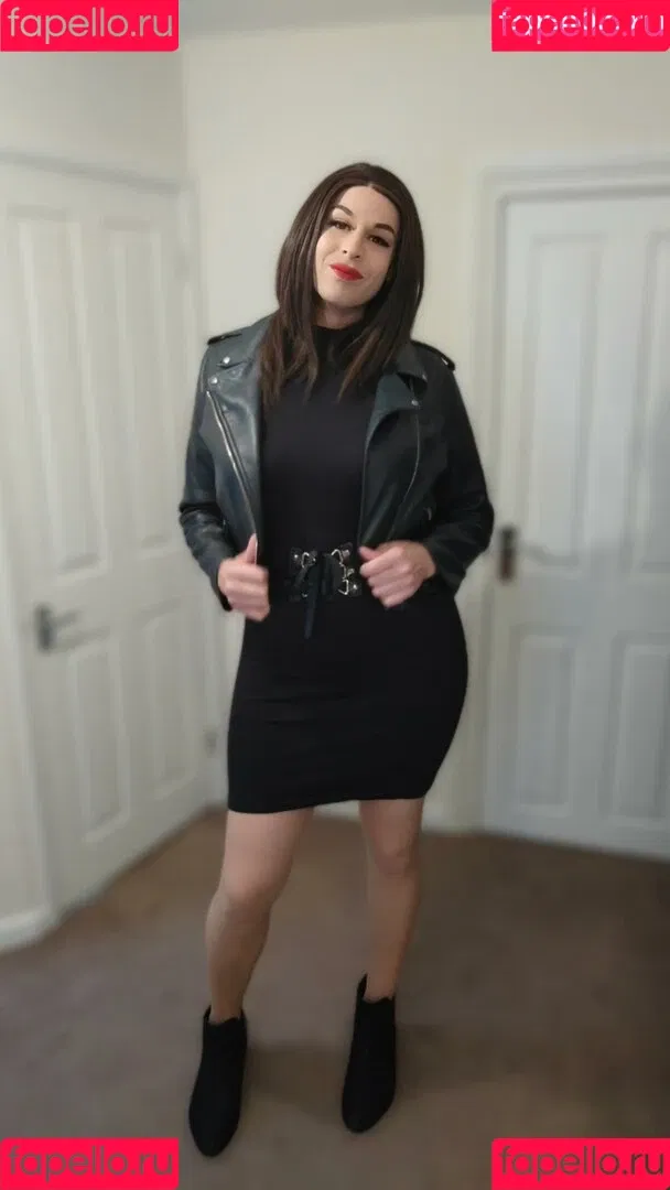 LiaLaRosa Onlyfans Photo Gallery 