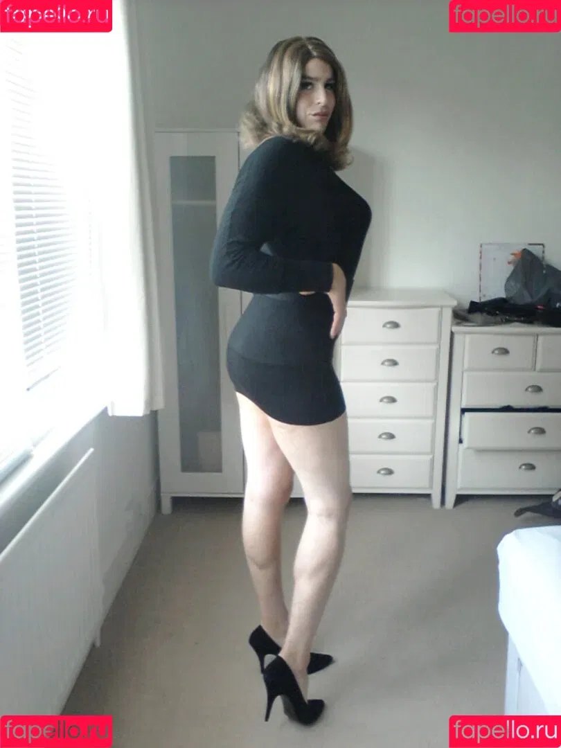LiaLaRosa Onlyfans Photo Gallery 