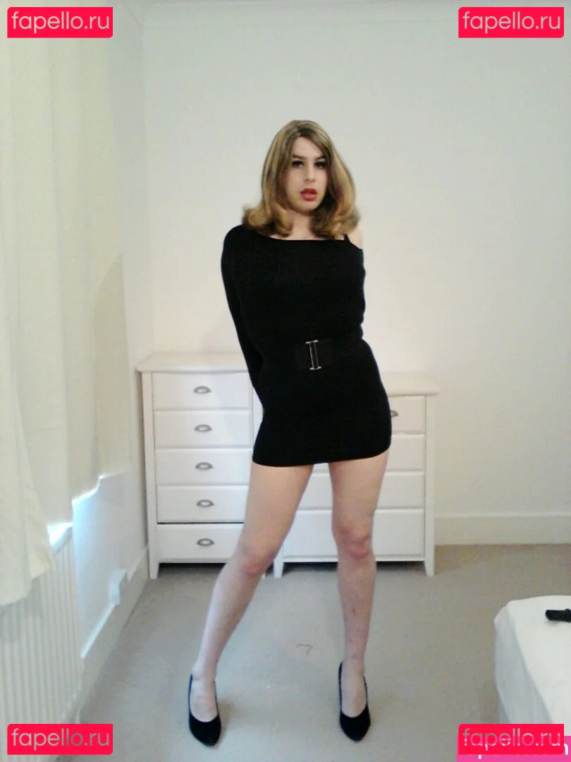 LiaLaRosa Onlyfans Photo Gallery 