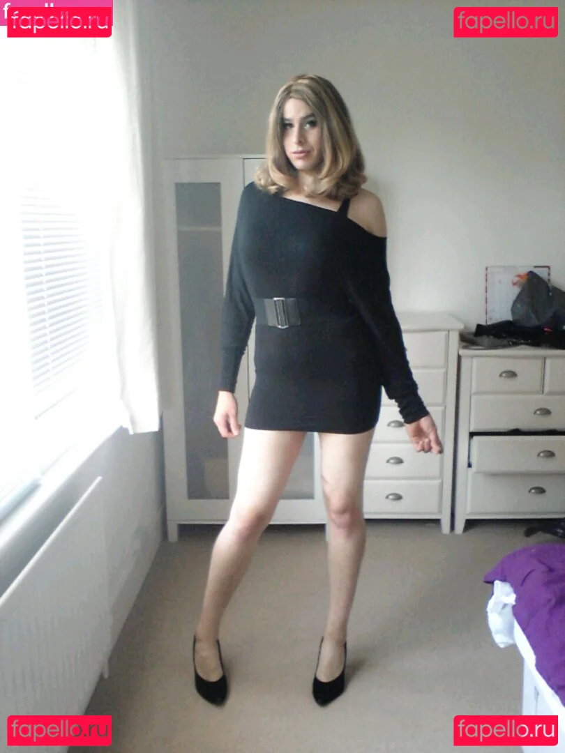 LiaLaRosa Onlyfans Photo Gallery 