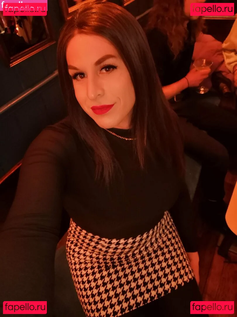 LiaLaRosa Onlyfans Photo Gallery 