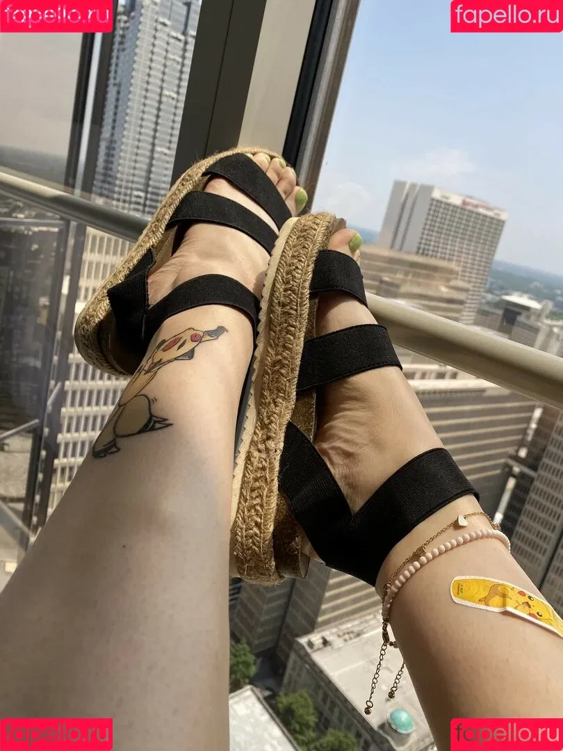 Uncanny Megan Onlyfans Photo Gallery 