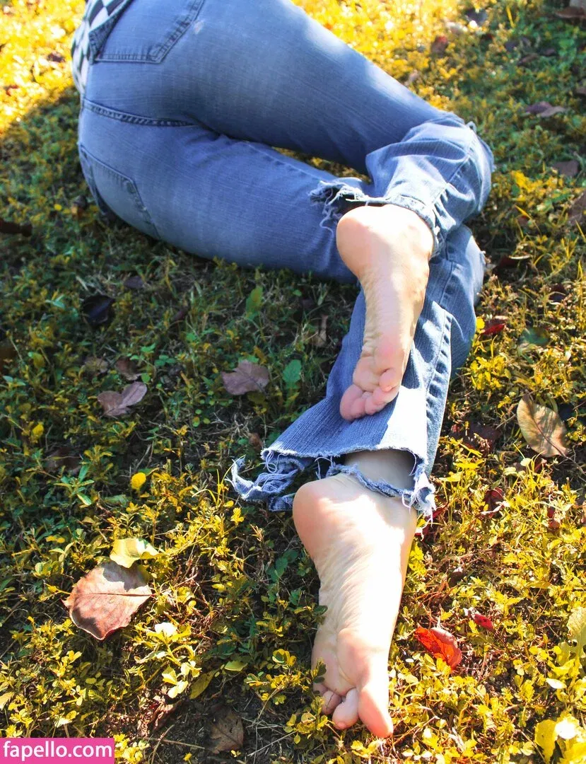 Uncanny Megan Onlyfans Photo Gallery 