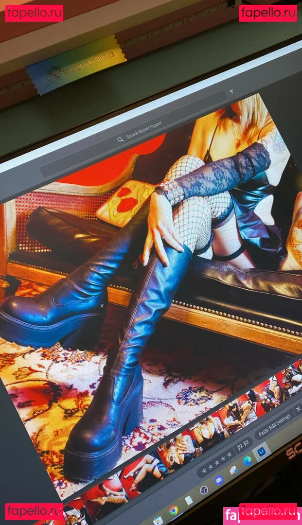 Uncanny Megan Onlyfans Photo Gallery 