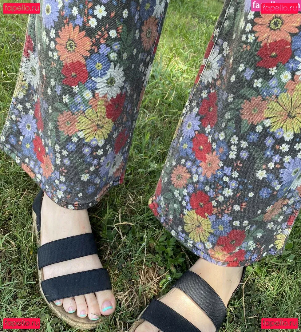 Uncanny Megan Onlyfans Photo Gallery 