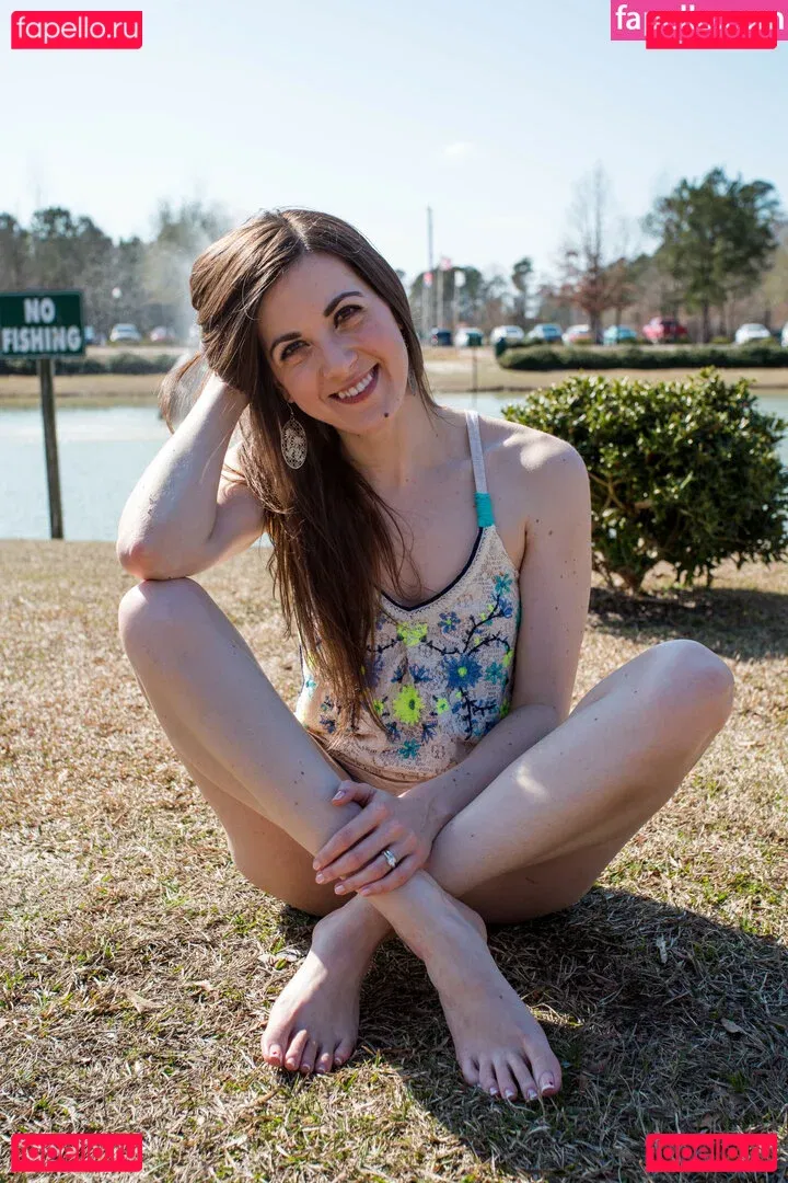 Uncanny Megan Onlyfans Photo Gallery 