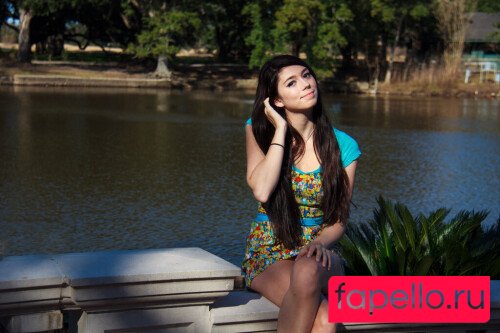 Uncanny Megan Onlyfans Photo Gallery 