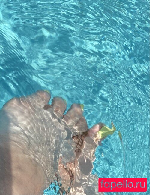 Uncanny Megan Onlyfans Photo Gallery 