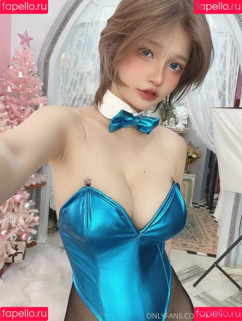 Azami Cosplay Onlyfans Photo Gallery 