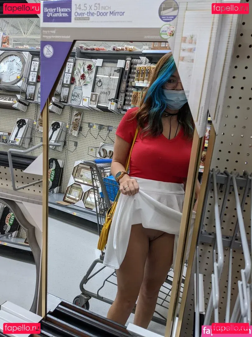 qtlux Onlyfans Photo Gallery 