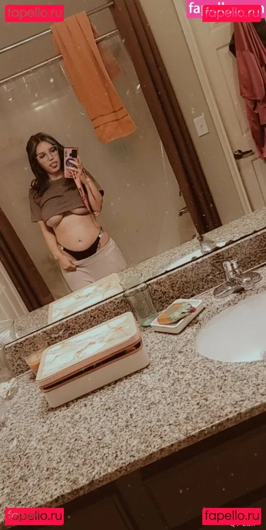 qtlux Onlyfans Photo Gallery 