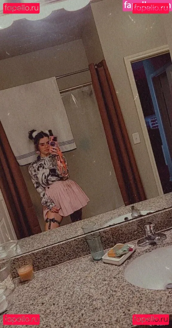 qtlux Onlyfans Photo Gallery 