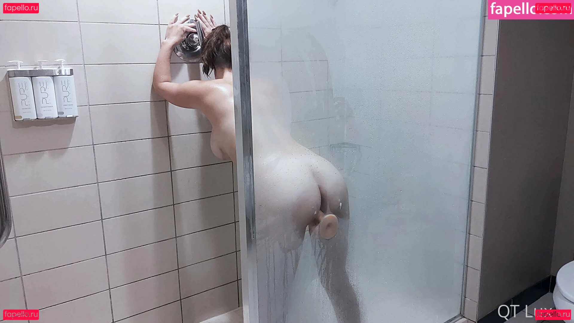 qtlux Onlyfans Photo Gallery 