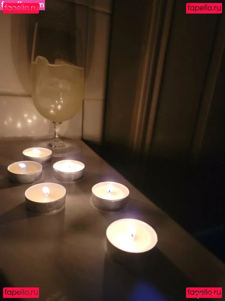 qtlux Onlyfans Photo Gallery 