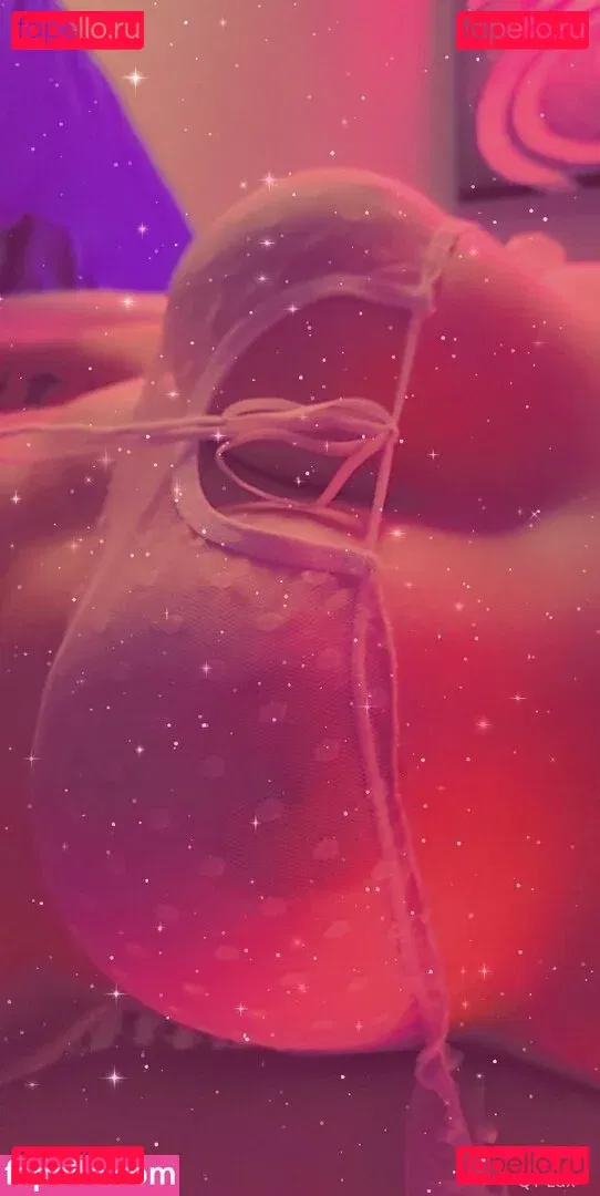 qtlux Onlyfans Photo Gallery 