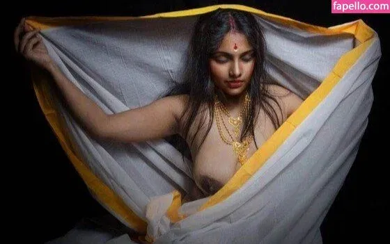 Naari Magazine Onlyfans Photo Gallery 