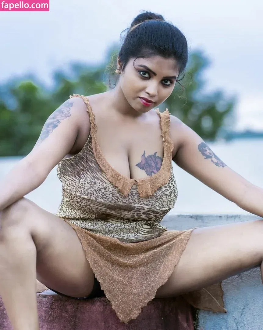 Naari Magazine Onlyfans Photo Gallery 