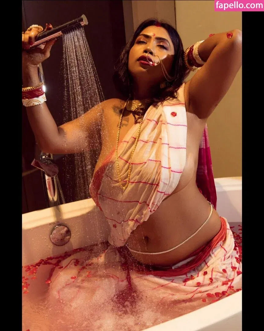 Naari Magazine Onlyfans Photo Gallery 