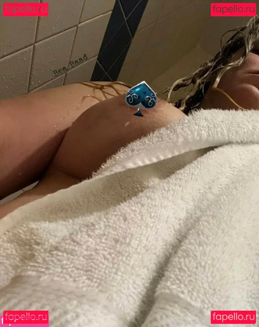 beabaad Onlyfans Photo Gallery 