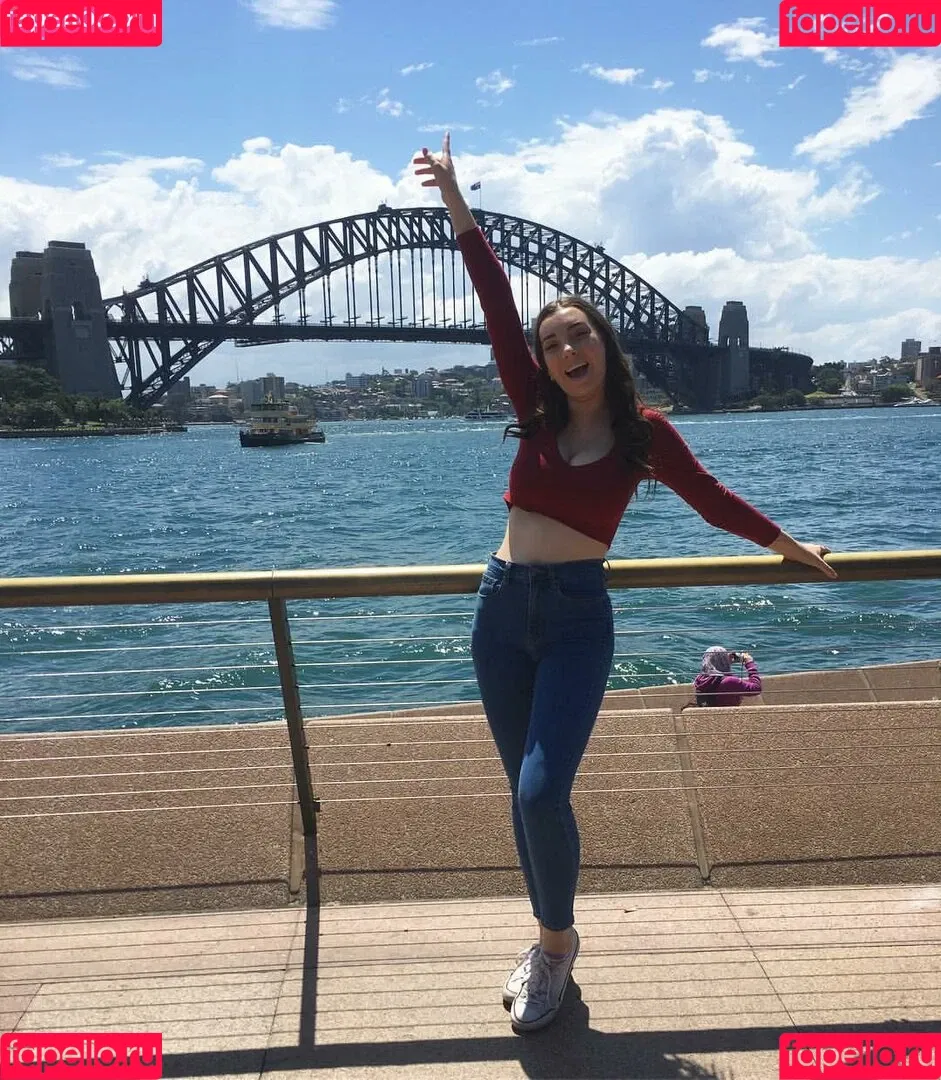 Molly Shield Onlyfans Photo Gallery 