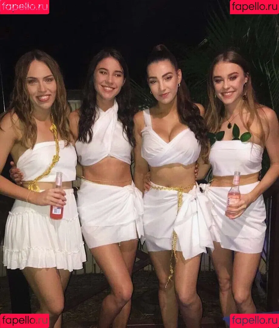 Molly Shield Onlyfans Photo Gallery 