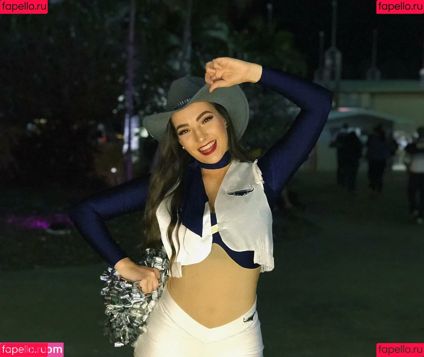 Molly Shield Onlyfans Photo Gallery 