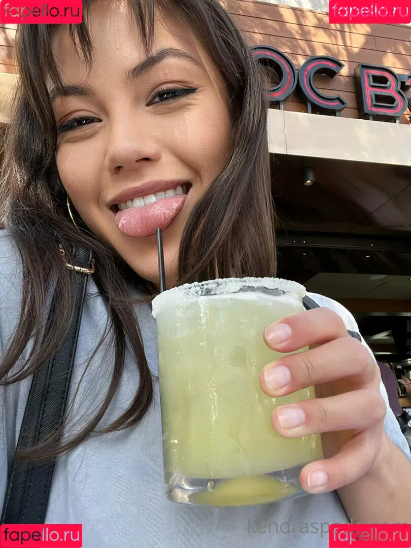 kendraspade Onlyfans Photo Gallery 