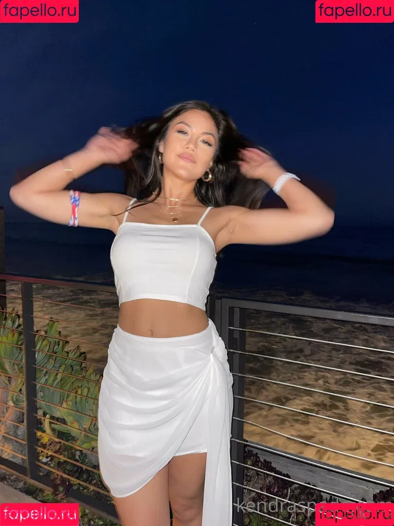 kendraspade Onlyfans Photo Gallery 