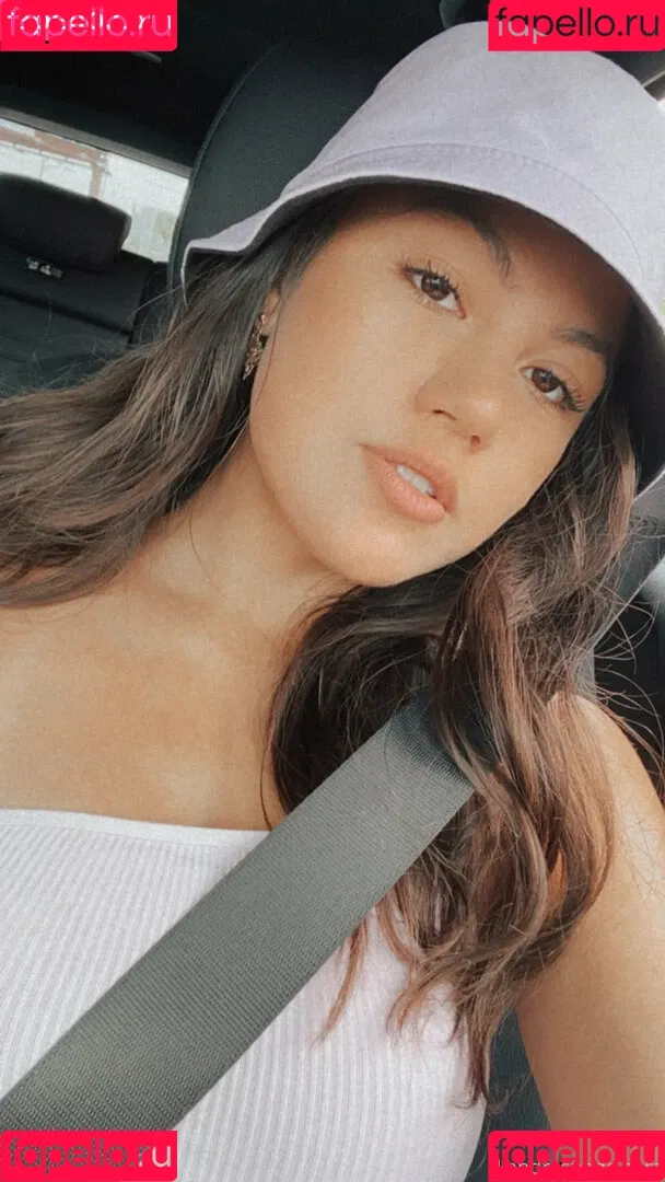 kendraspade Onlyfans Photo Gallery 