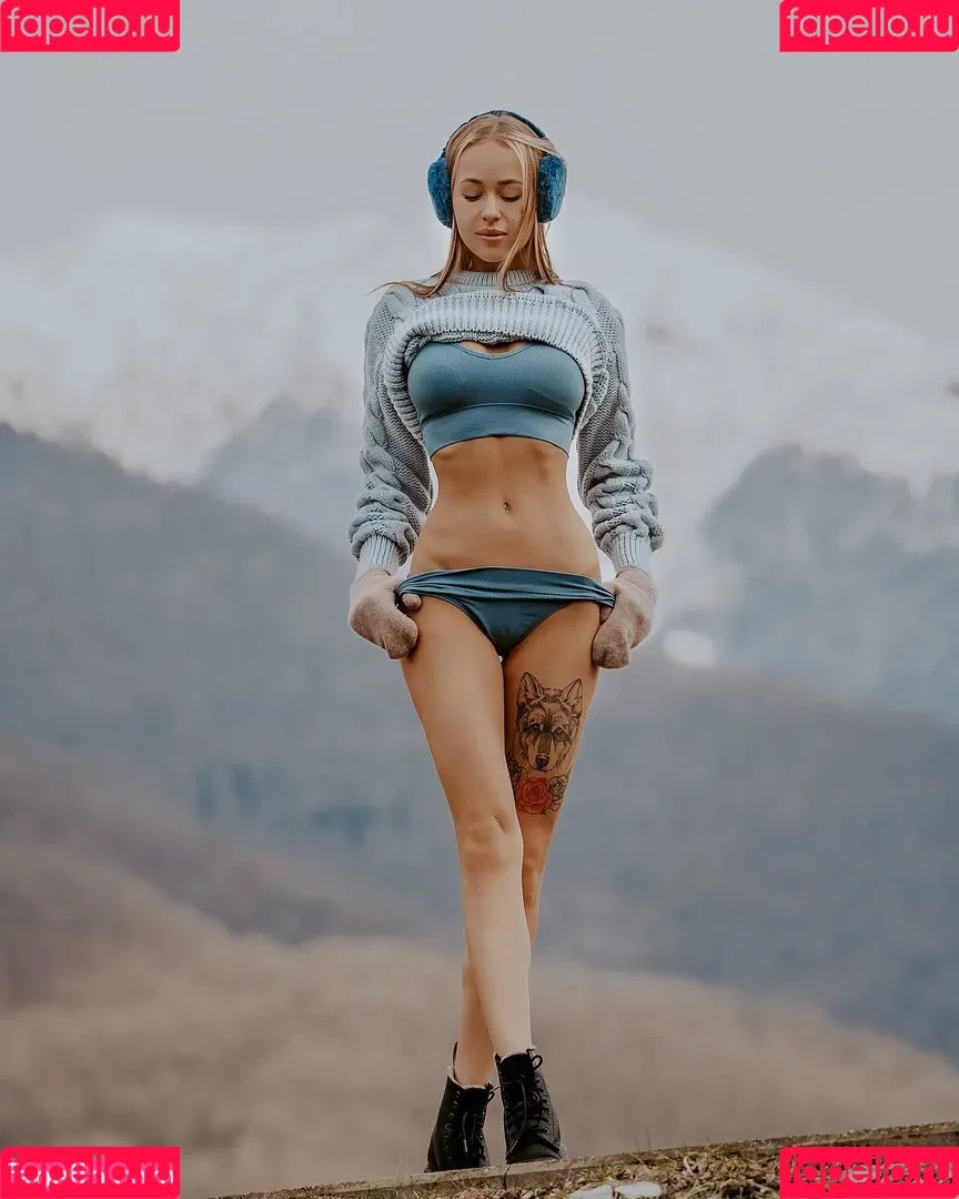 kisa_modelka Onlyfans Photo Gallery 